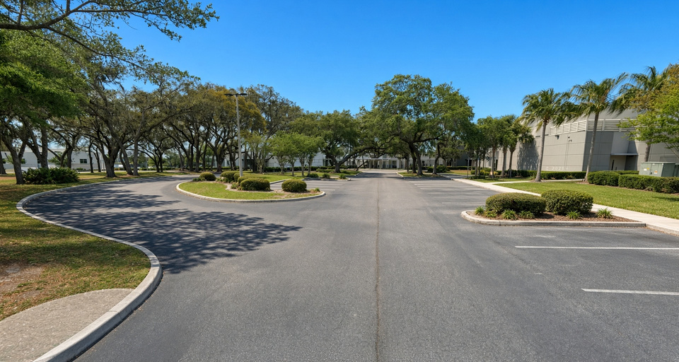 The Loop drive and parking area outside the venue